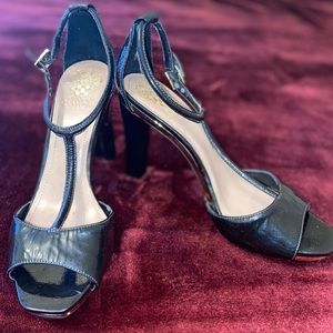 Vince Camuto Tezer T-Strap Heels (US 10)